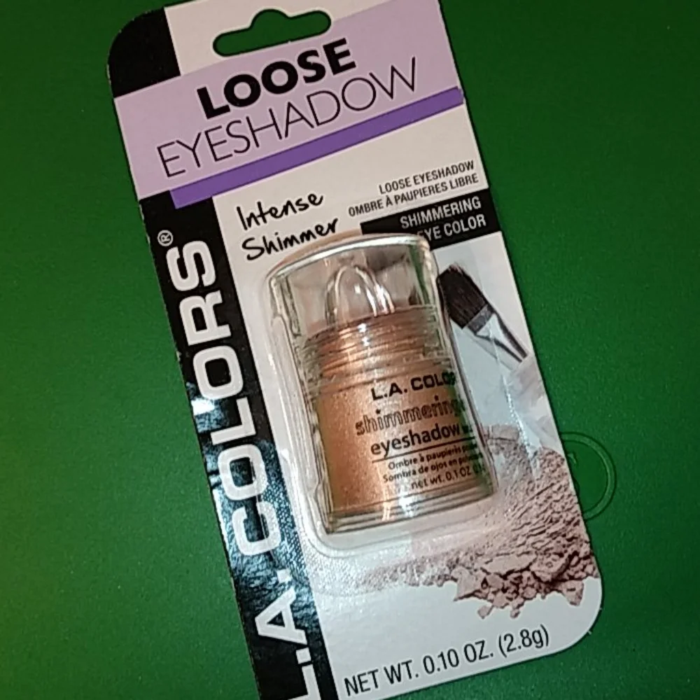 Loose Shimmering Eyeshadow